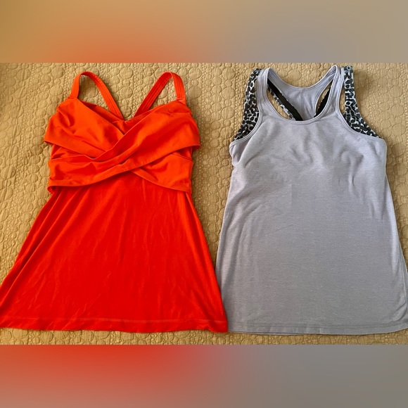 lululemon athletica Tops - TWO Lululemon workout tanks with shelf bra. Bundle of 2. Size 6